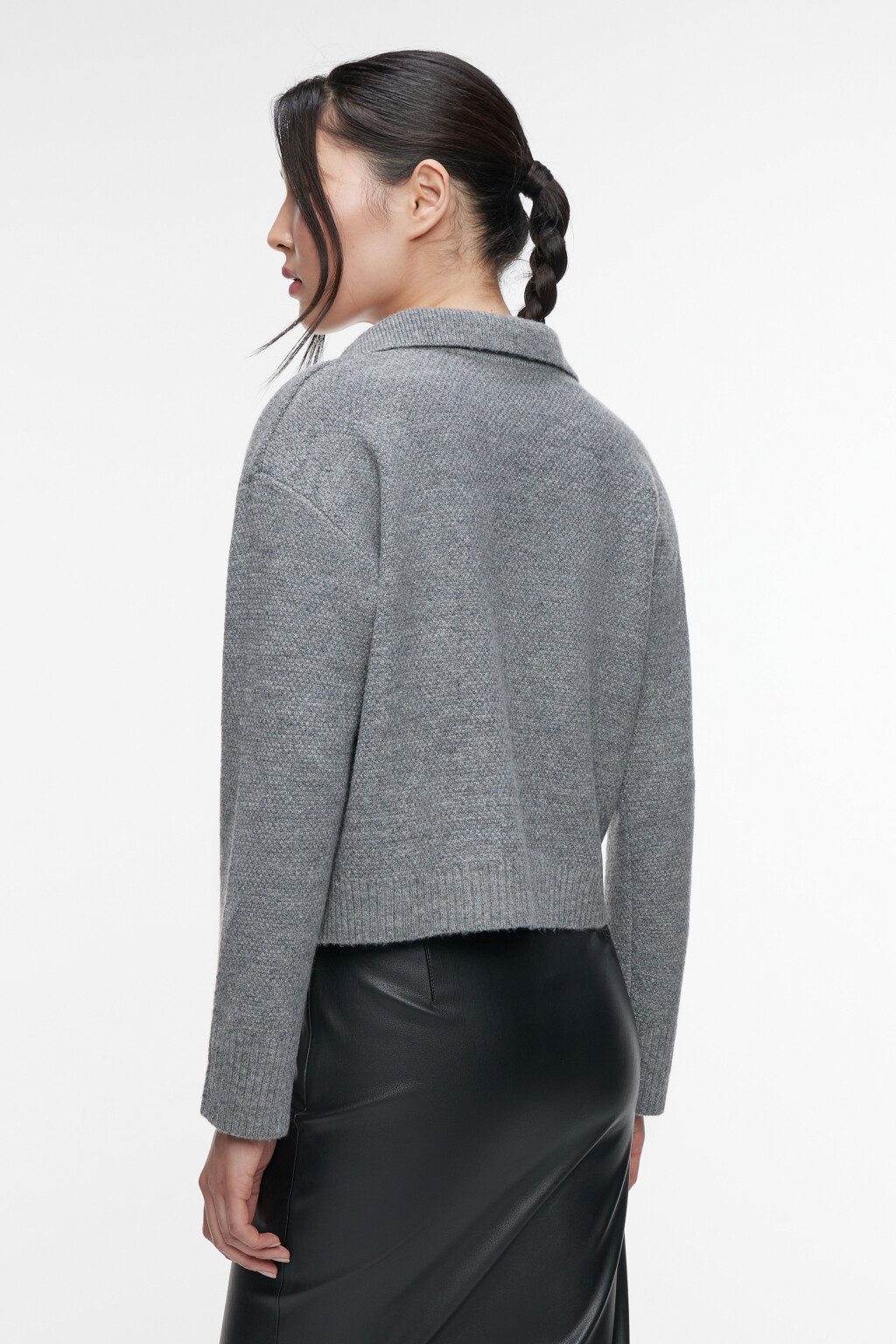 Джемпер вязаный ажурный с воротником-поло - цвет серый - 4