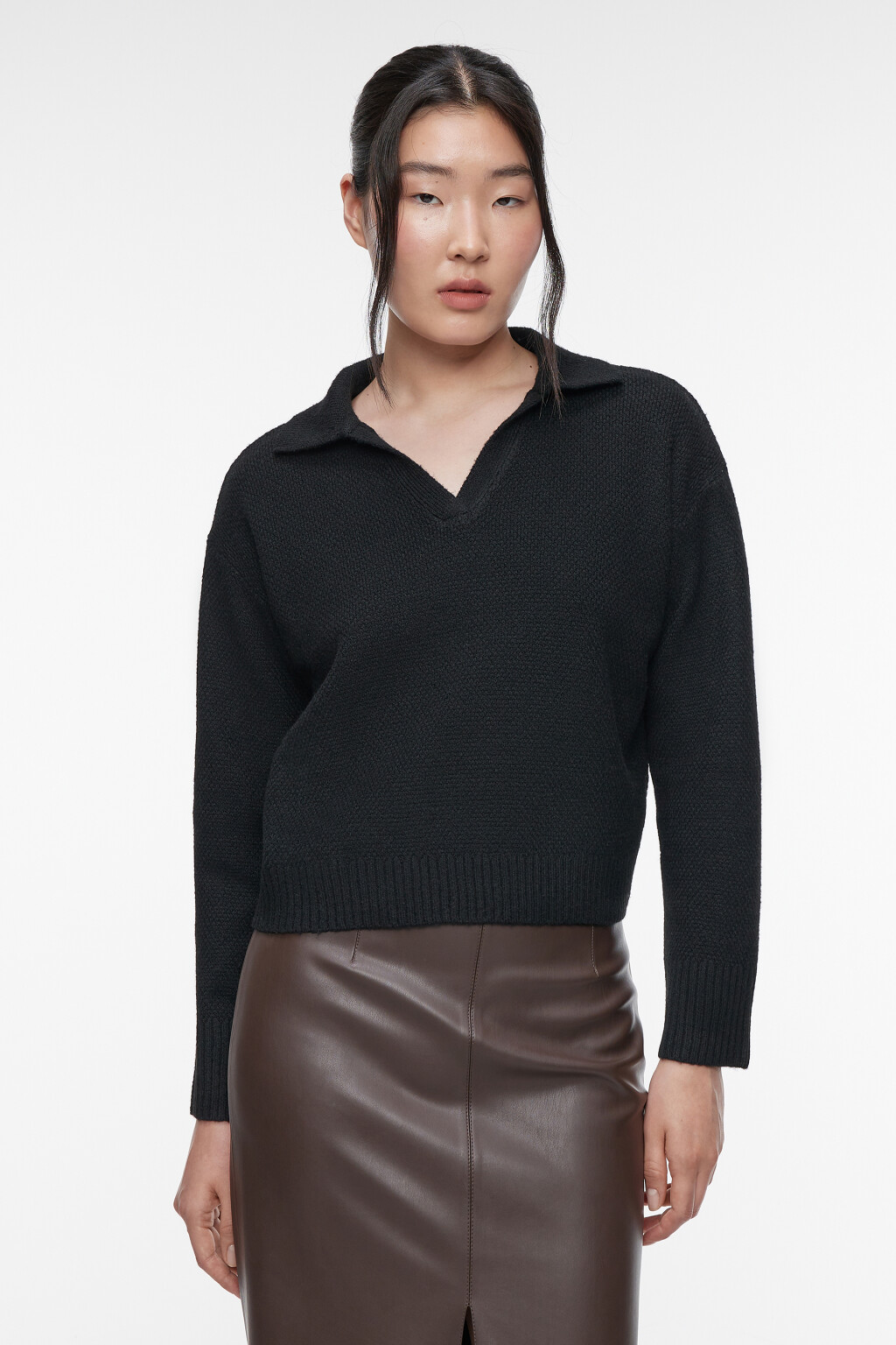 Джемпер вязаный ажурный с воротником-поло - цвет черный - 1