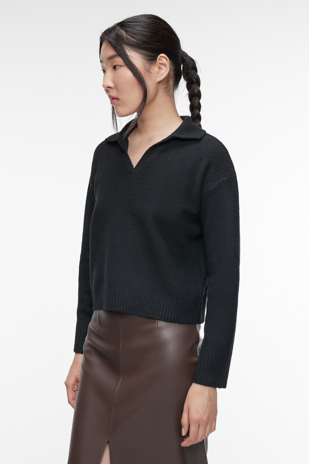 Джемпер вязаный ажурный с воротником-поло - цвет черный - 2