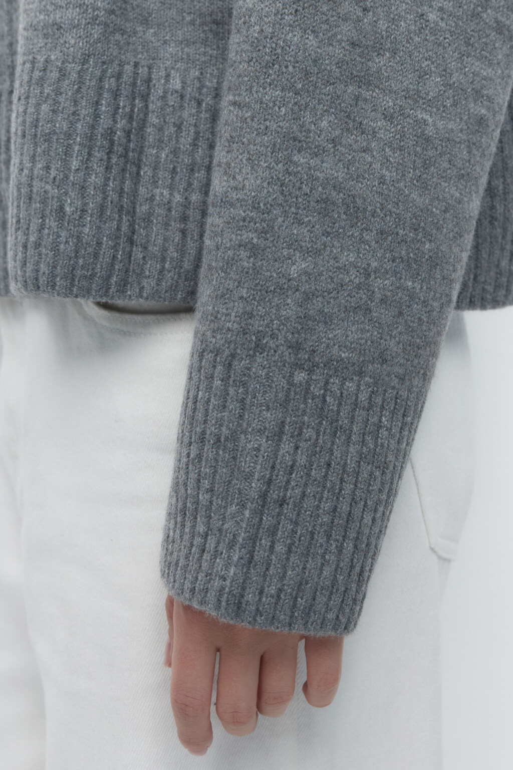 Свитер oversize вязаный с высоким воротником - цвет серый - 7