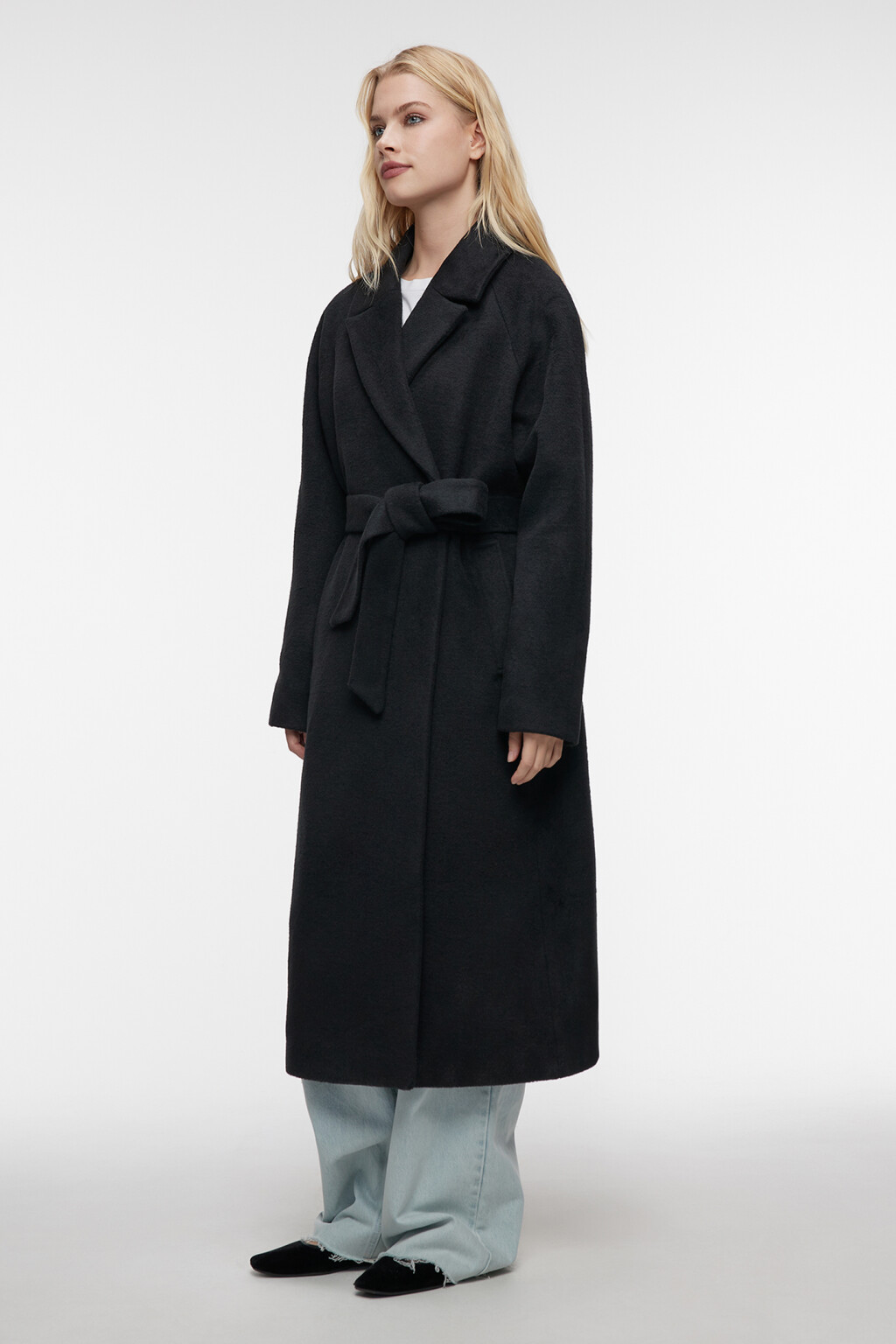 Пальто классическое с широким поясом - цвет черный - 3