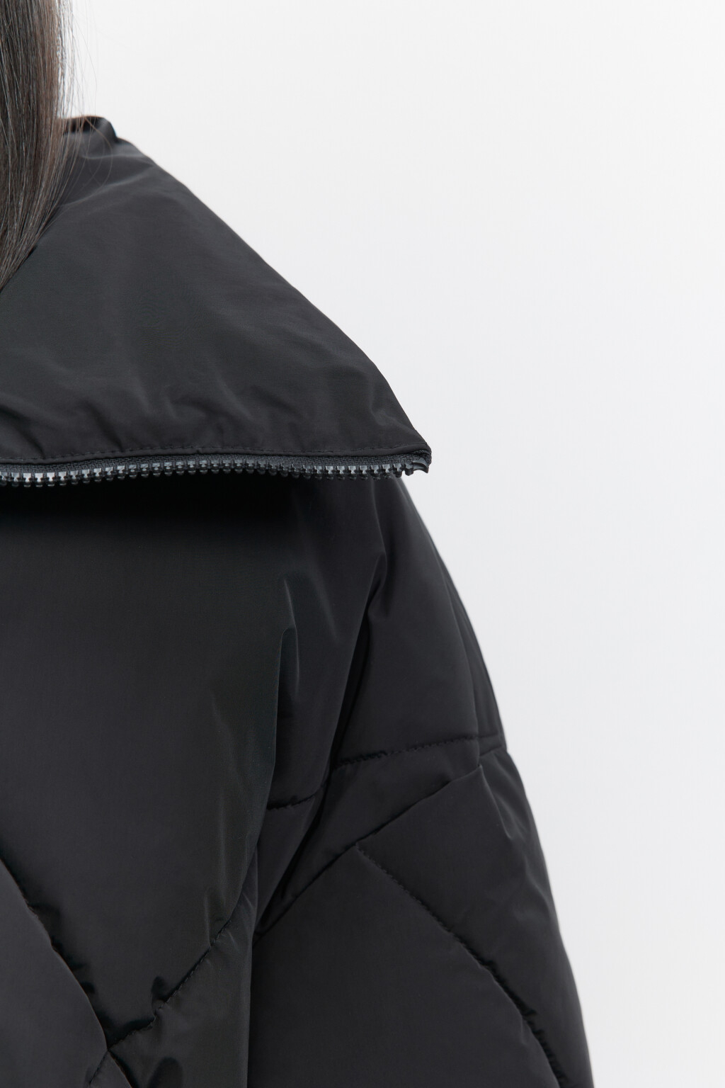 Куртка стеганая утепленная с высоким воротником-стойкой - цвет черный - 5