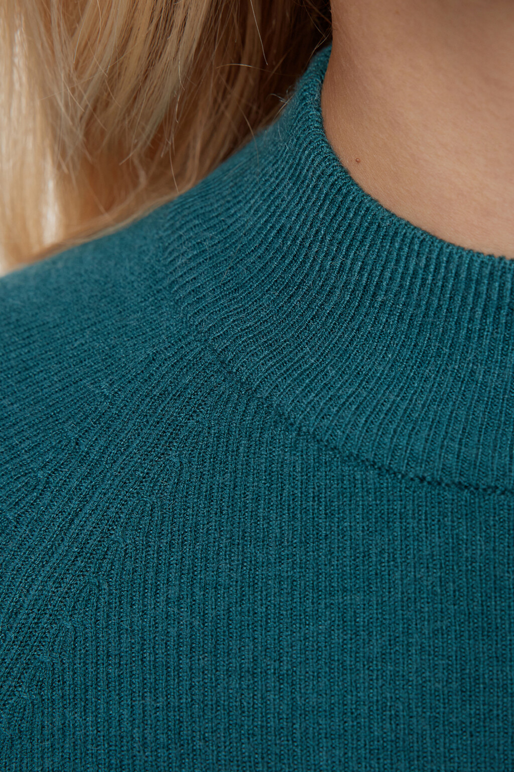 Водолазка вискозная облегающая с коротким воротником - цвет зеленый - 4