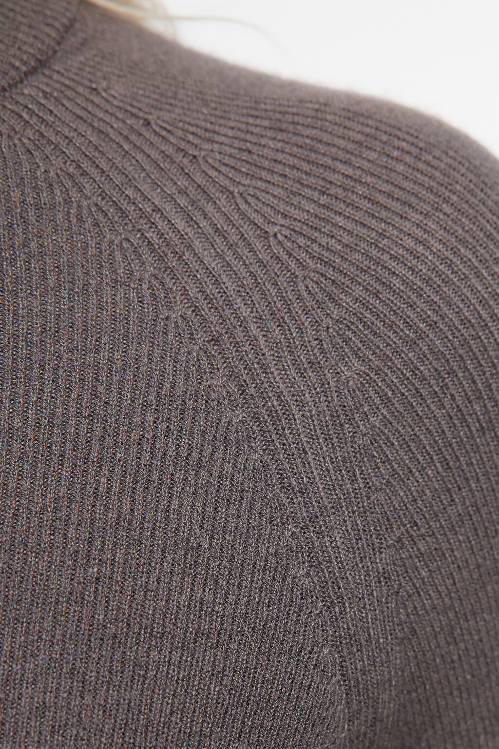 Водолазка вискозная облегающая с коротким воротником - цвет бежевый - 5