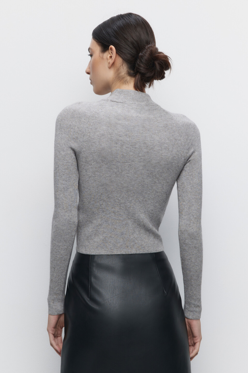 Водолазка вискозная облегающая с коротким воротником - цвет серый - 4