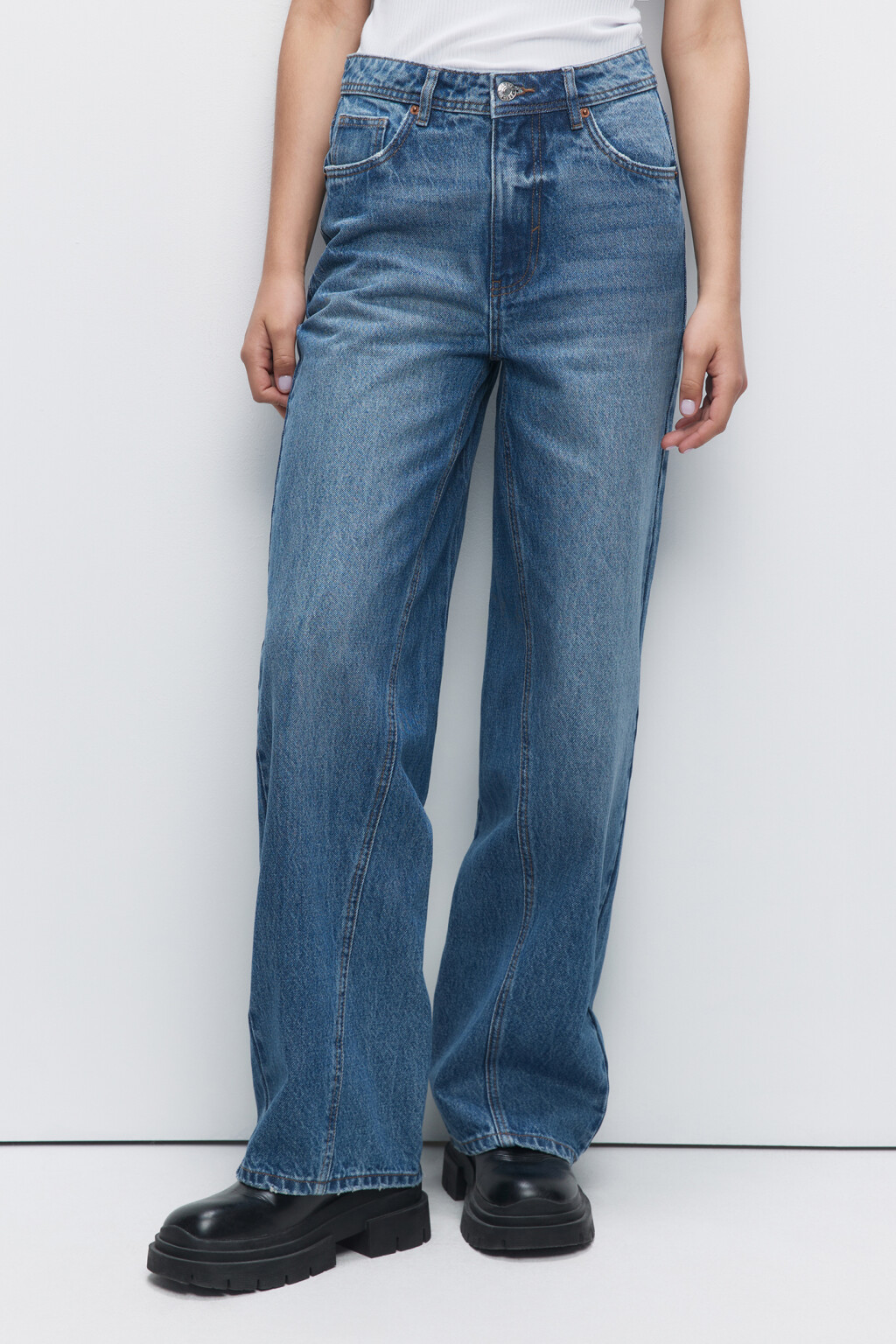 Джинсы wide широкие с перекрученным швом - цвет голубой - 3