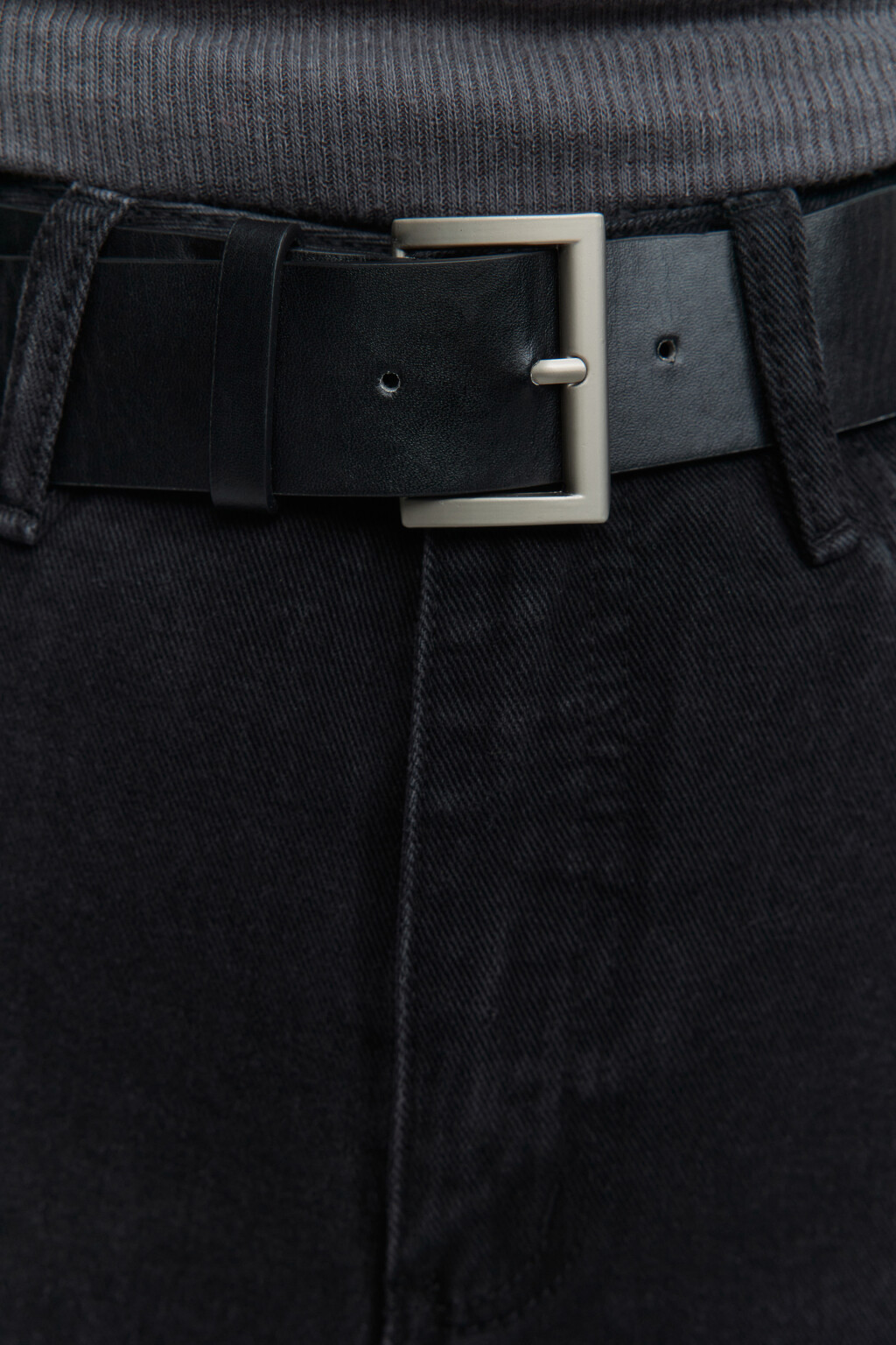 Джинсы широкие с высокой посадкой и ремнем из искусственной кожи - цвет черный - 5