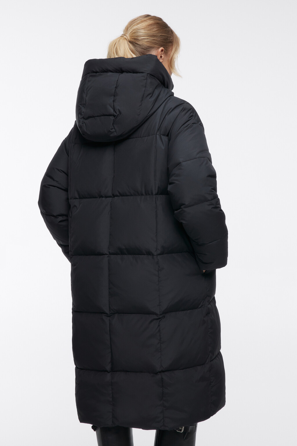 Пальто-пуховик стеганое на натуральном утеплителе - цвет черный - 4