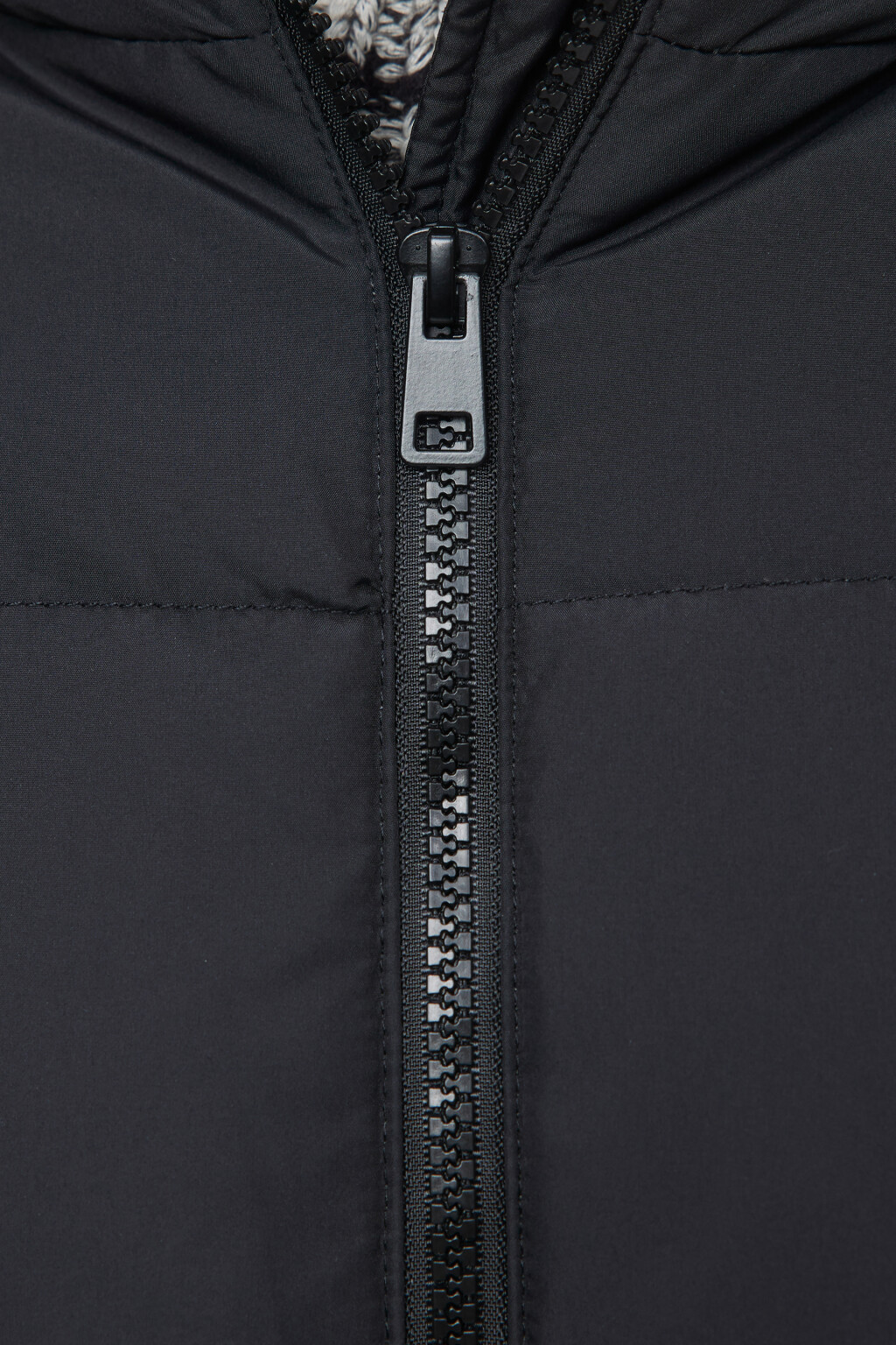 Пальто-пуховик стеганое на натуральном утеплителе - цвет черный - 6