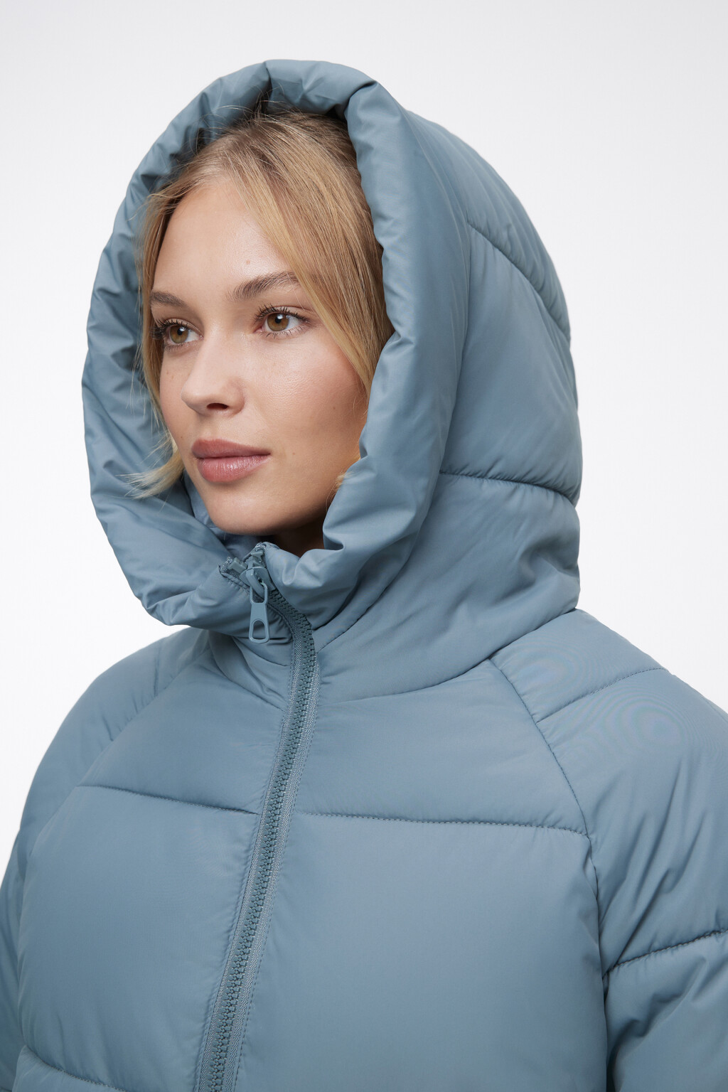 Пальто длинное стеганое утепленное с капюшоном - цвет зеленый - 6