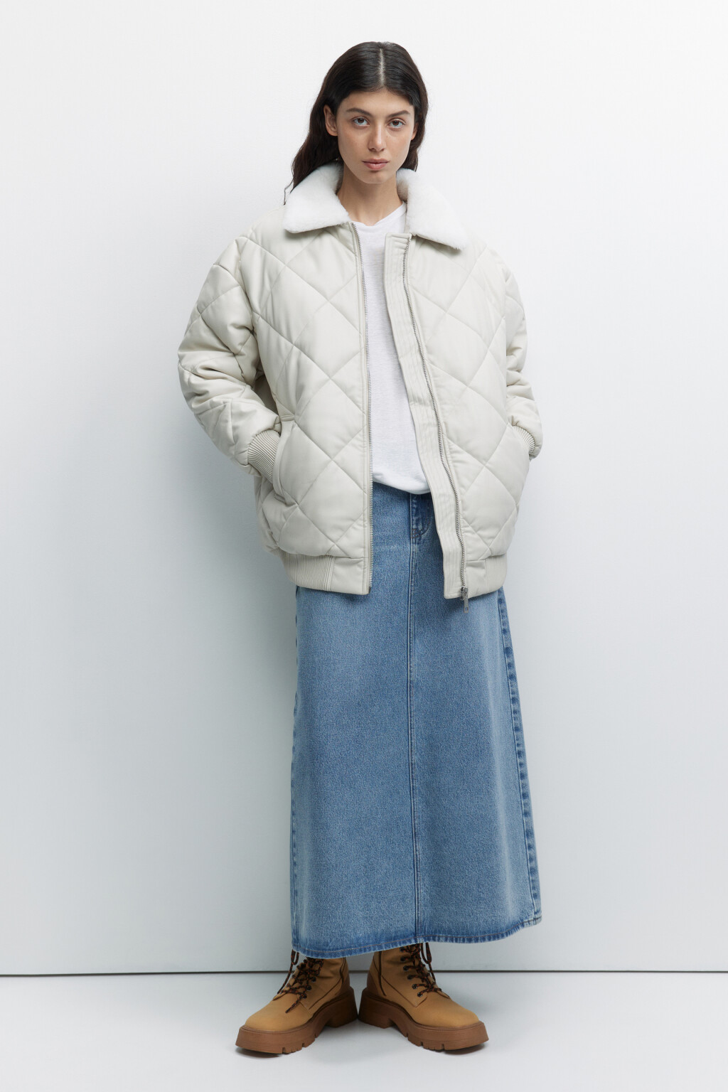 Куртка-бомбер oversize из искусственной кожи с меховым воротником ...