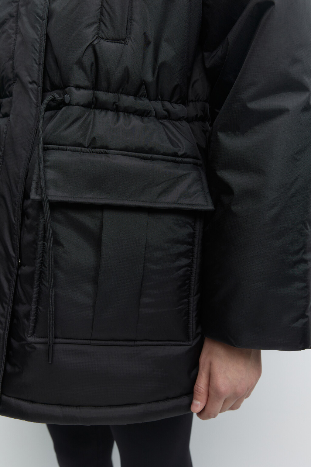 Куртка из плащевой ткани с широким воротником - цвет черный - 6