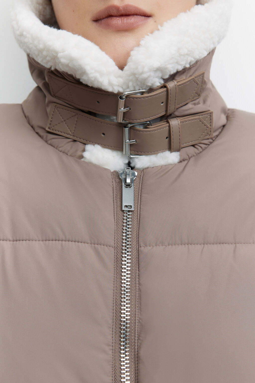 Куртка стеганая с подкладкой и воротом - цвет бежевый - 5