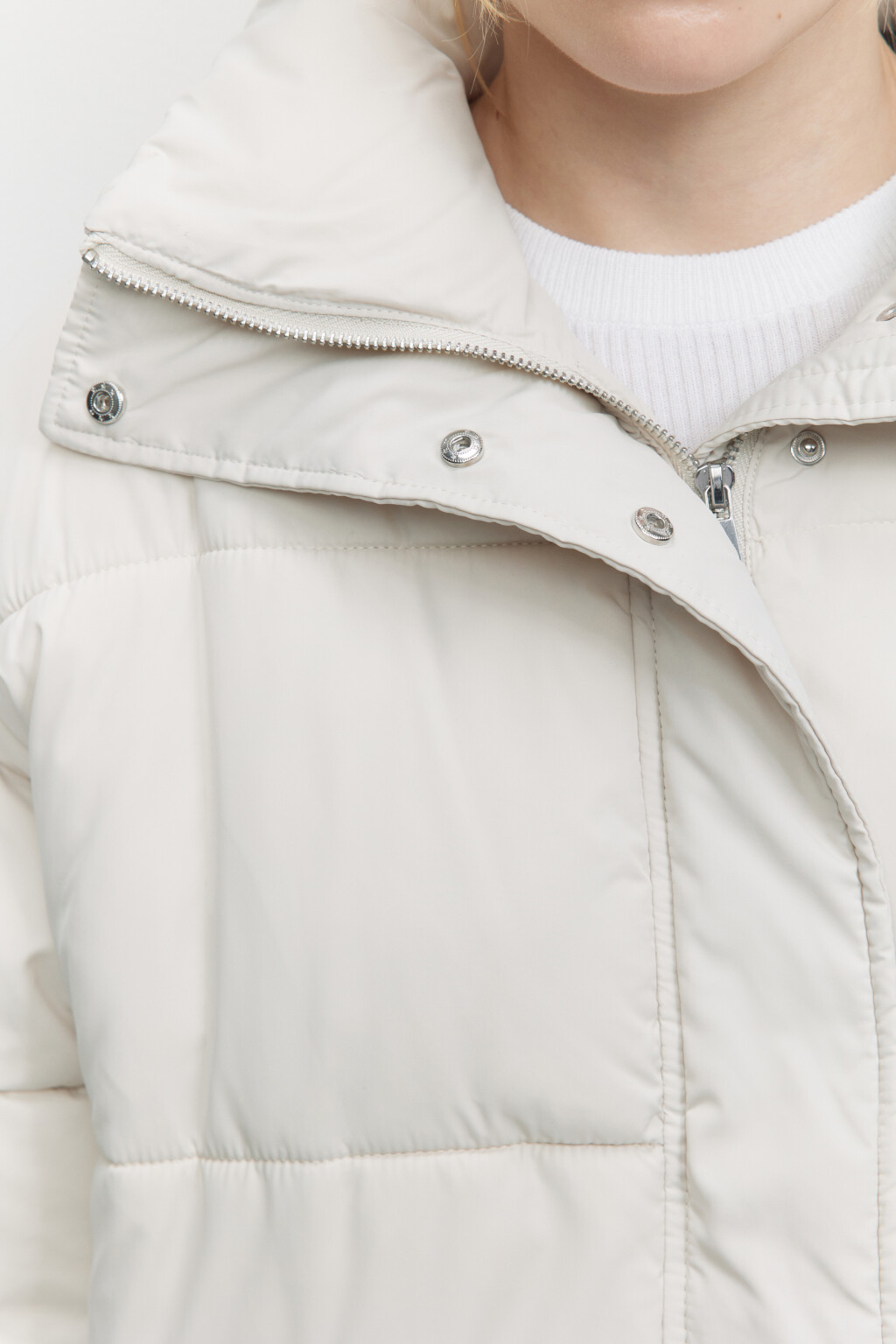 Куртка удлиненная стеганая с воротником-стойкой - цвет молочный - 5