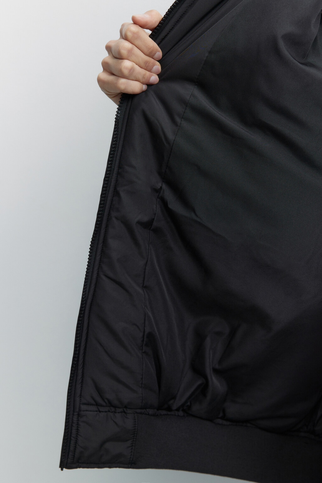 Куртка-бомбер oversize утепленная с капюшоном - цвет черный - 7