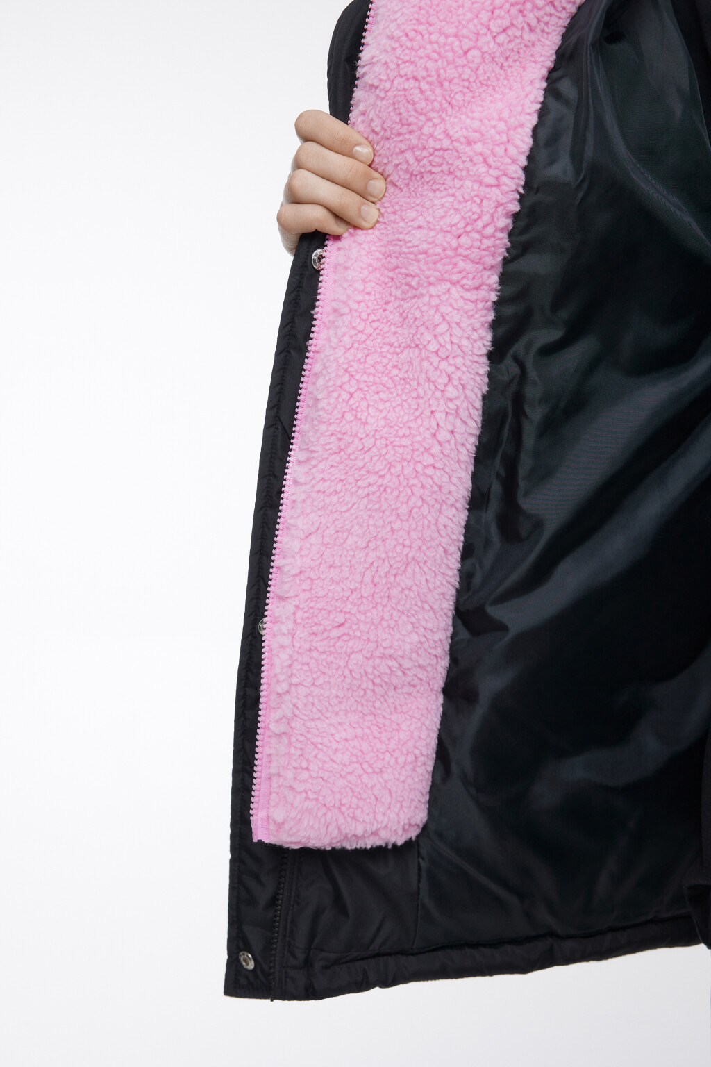 Куртка стеганая с капюшоном из искусственного меха - цвет черный - 8