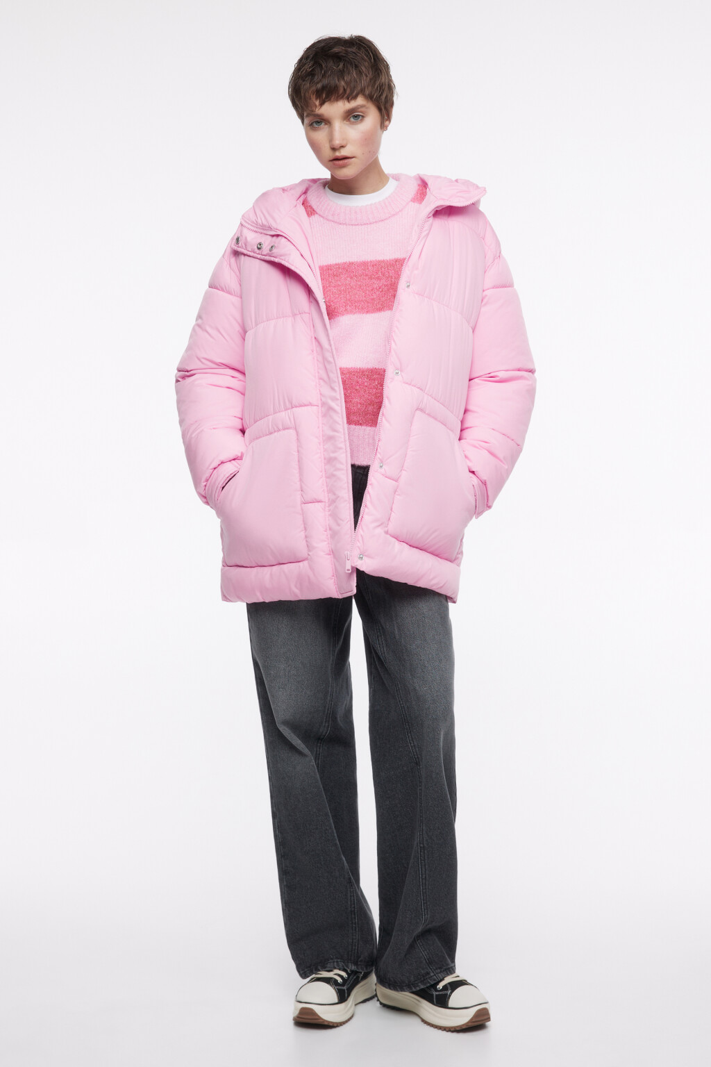 Куртка стеганая с поясом и капюшоном с ушками - цвет розовый - 2
