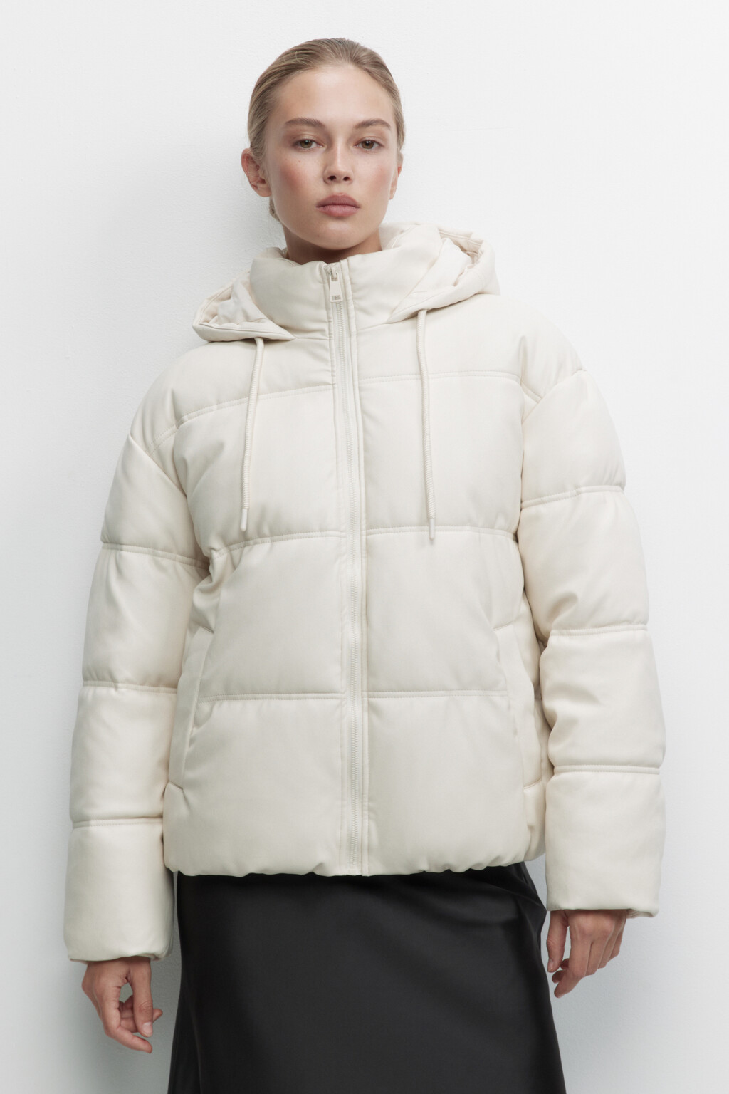 Куртка стеганая короткая с капюшоном - цвет бежевый - 3