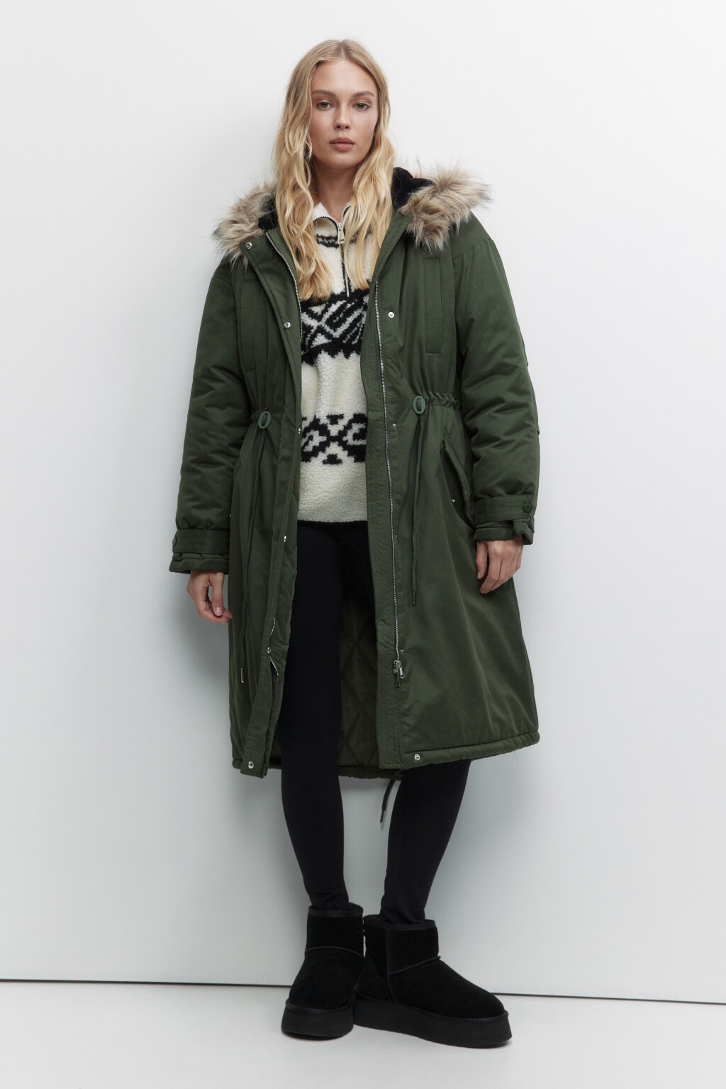 Куртка-парка длинная с опушкой и капюшоном - цвет зеленый - 5