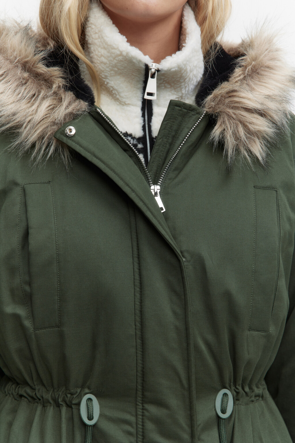 Куртка-парка длинная с опушкой и капюшоном - цвет зеленый - 7