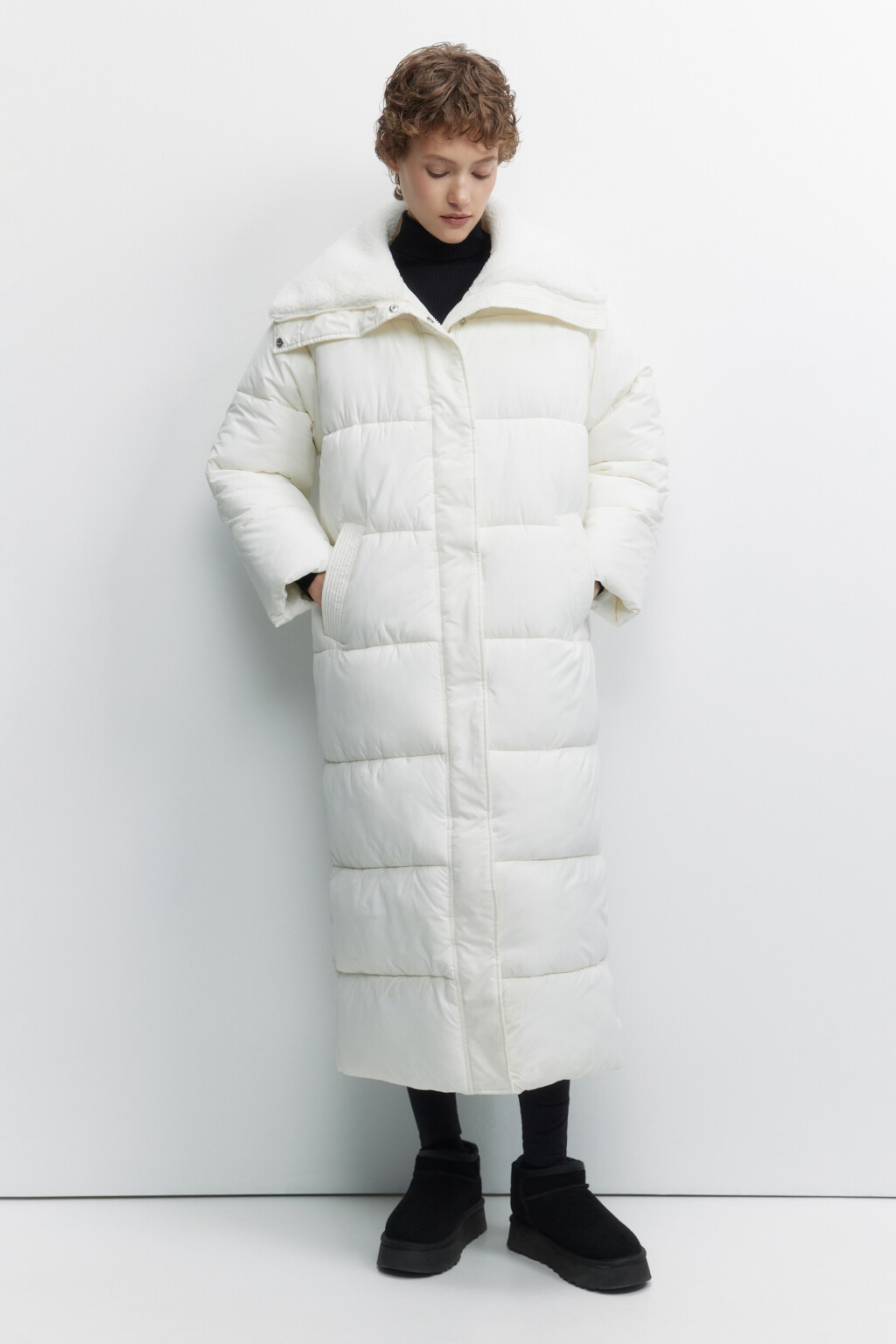 Пальто стеганое утепленное с широким воротником - цвет молочный - 2