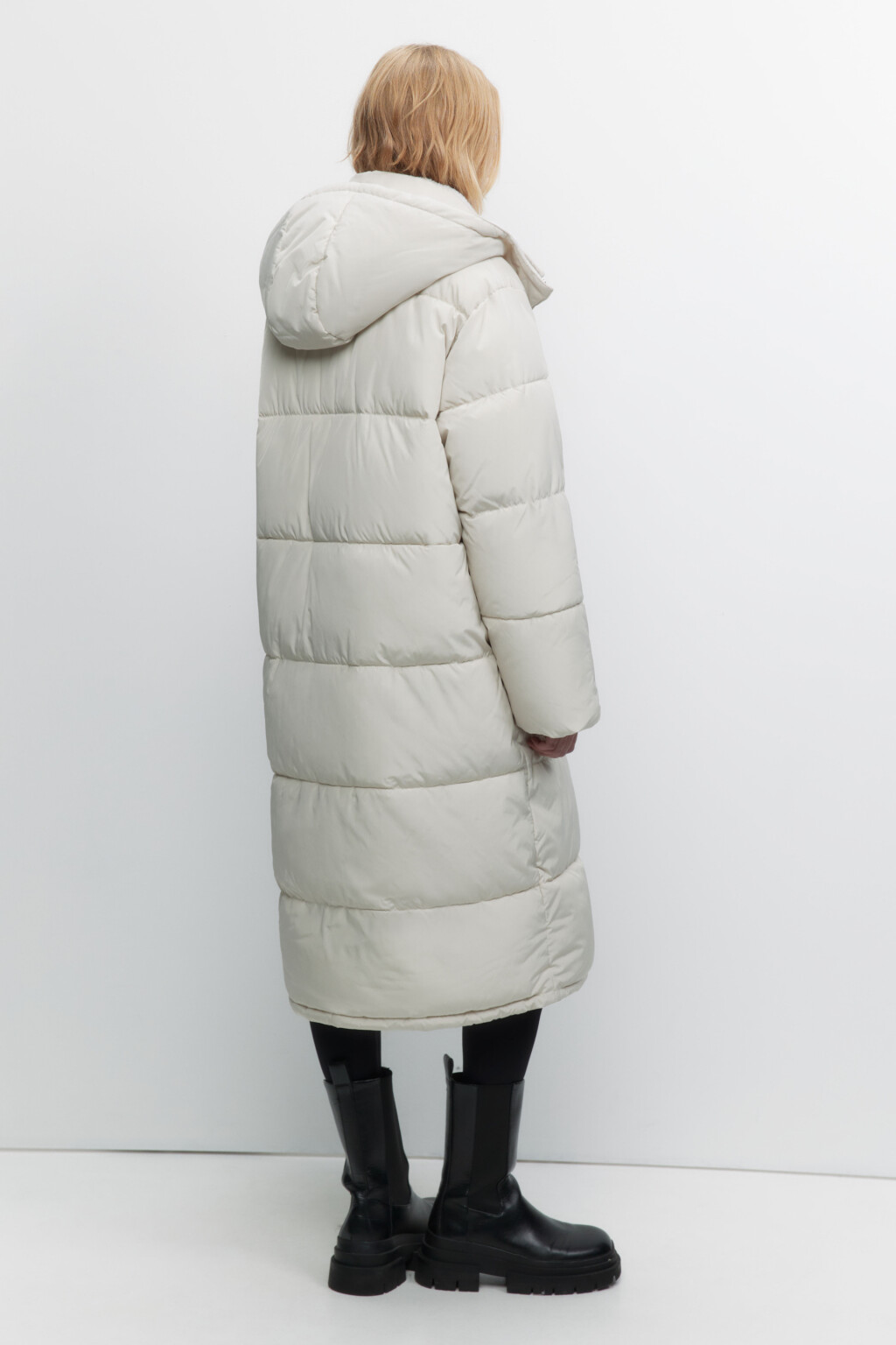 Куртка стеганая удлиненная с меховой подкладкой - цвет молочный - 4