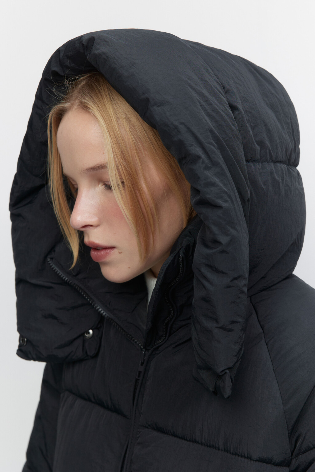 Куртка длинная стеганая с капюшоном - цвет черный - 5