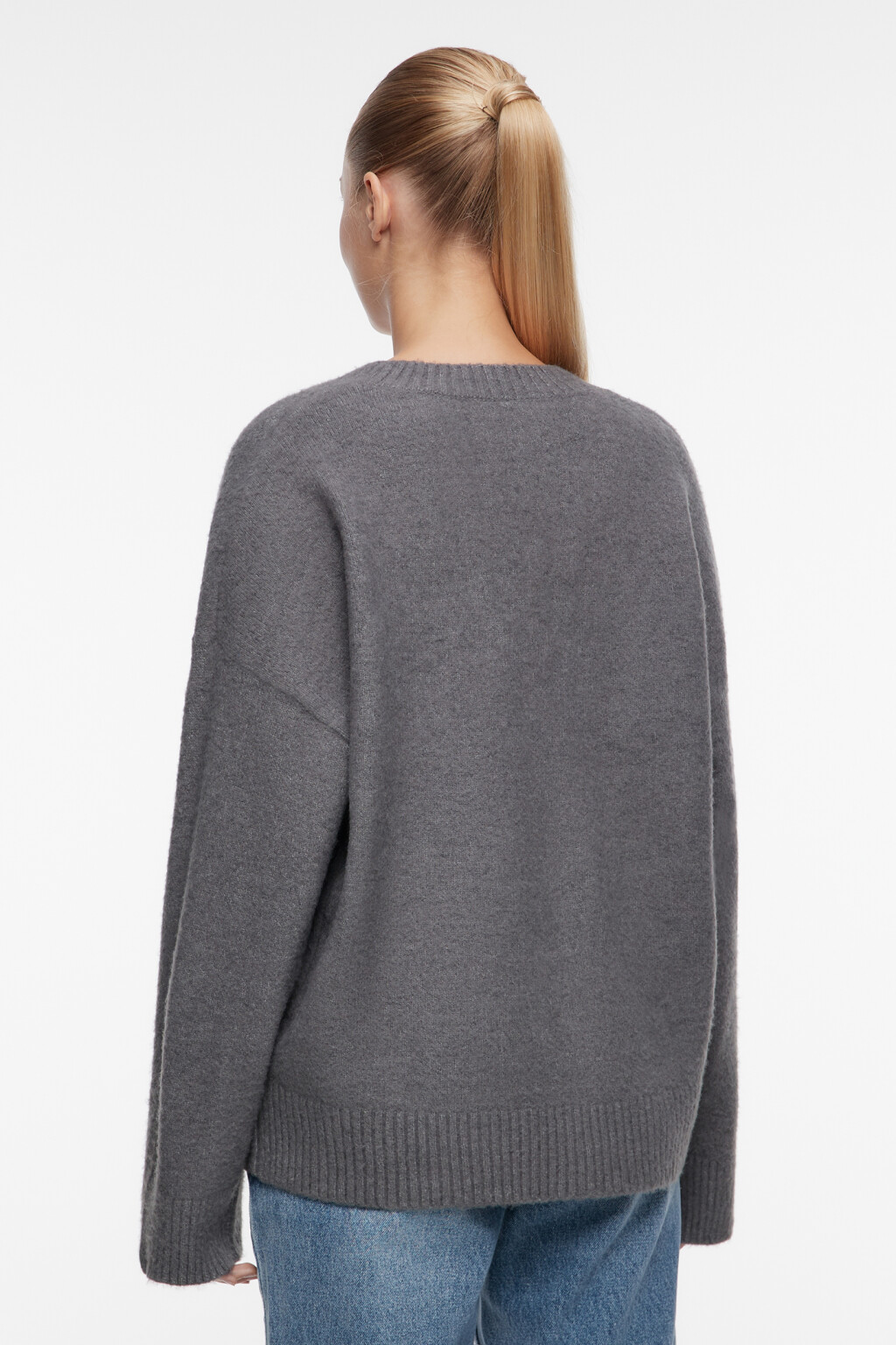 Джемпер oversize вязаный с V-вырезом - цвет серый - 4