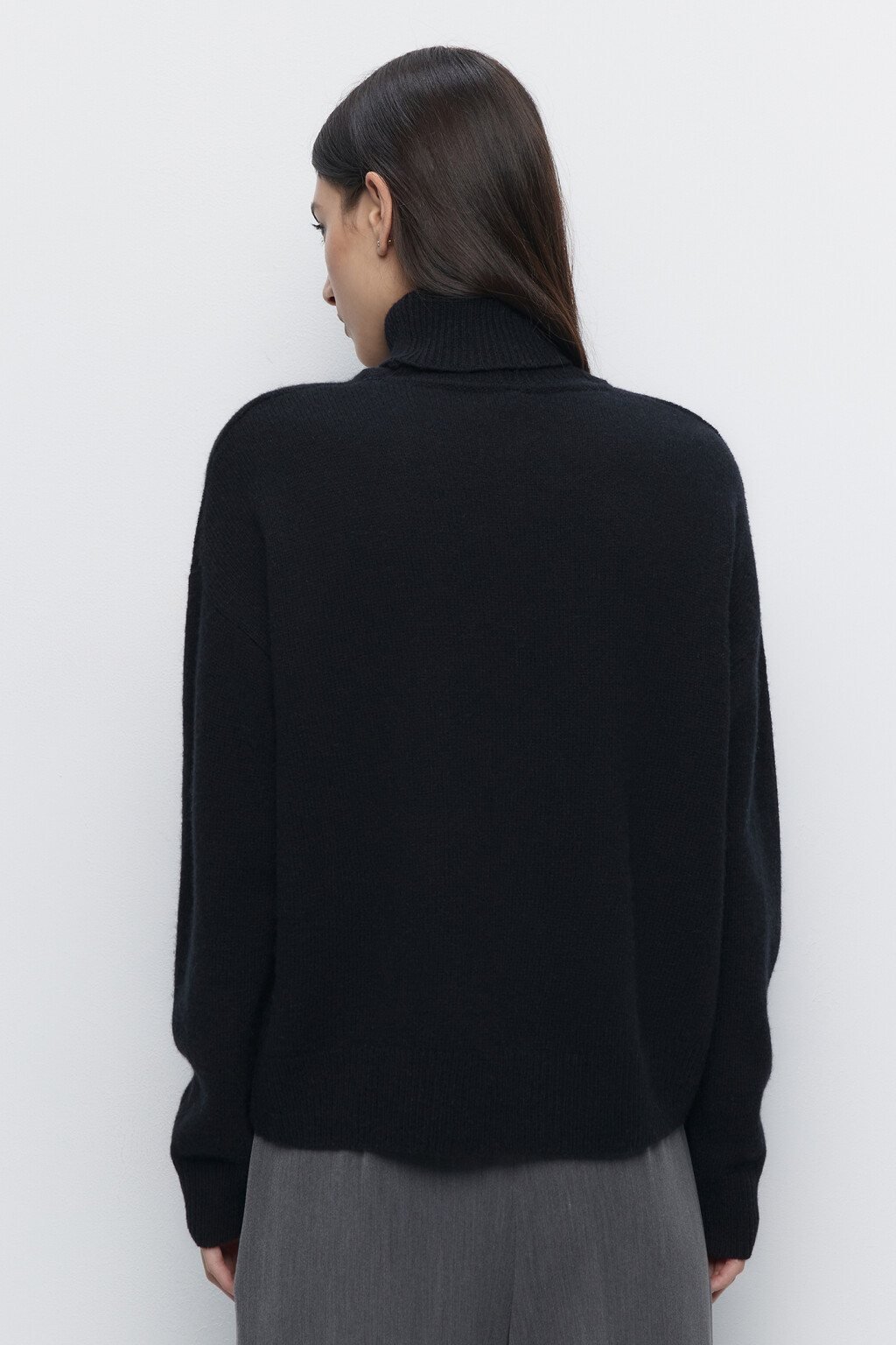 Свитер вязаный премиум из натуральной шерсти - цвет черный - 5