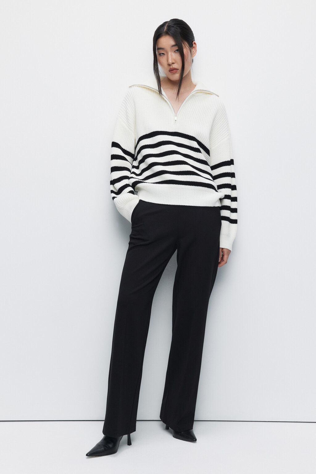 Свитер oversize вязаный с воротником на молнии - цвет белый - 5