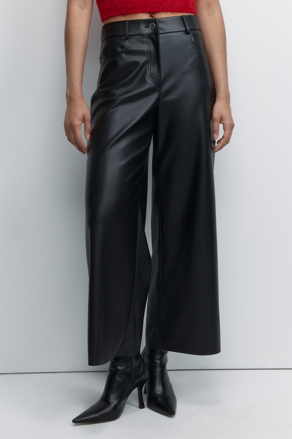 Брюки-кюлоты из искусственной кожи - цвет черный - 1