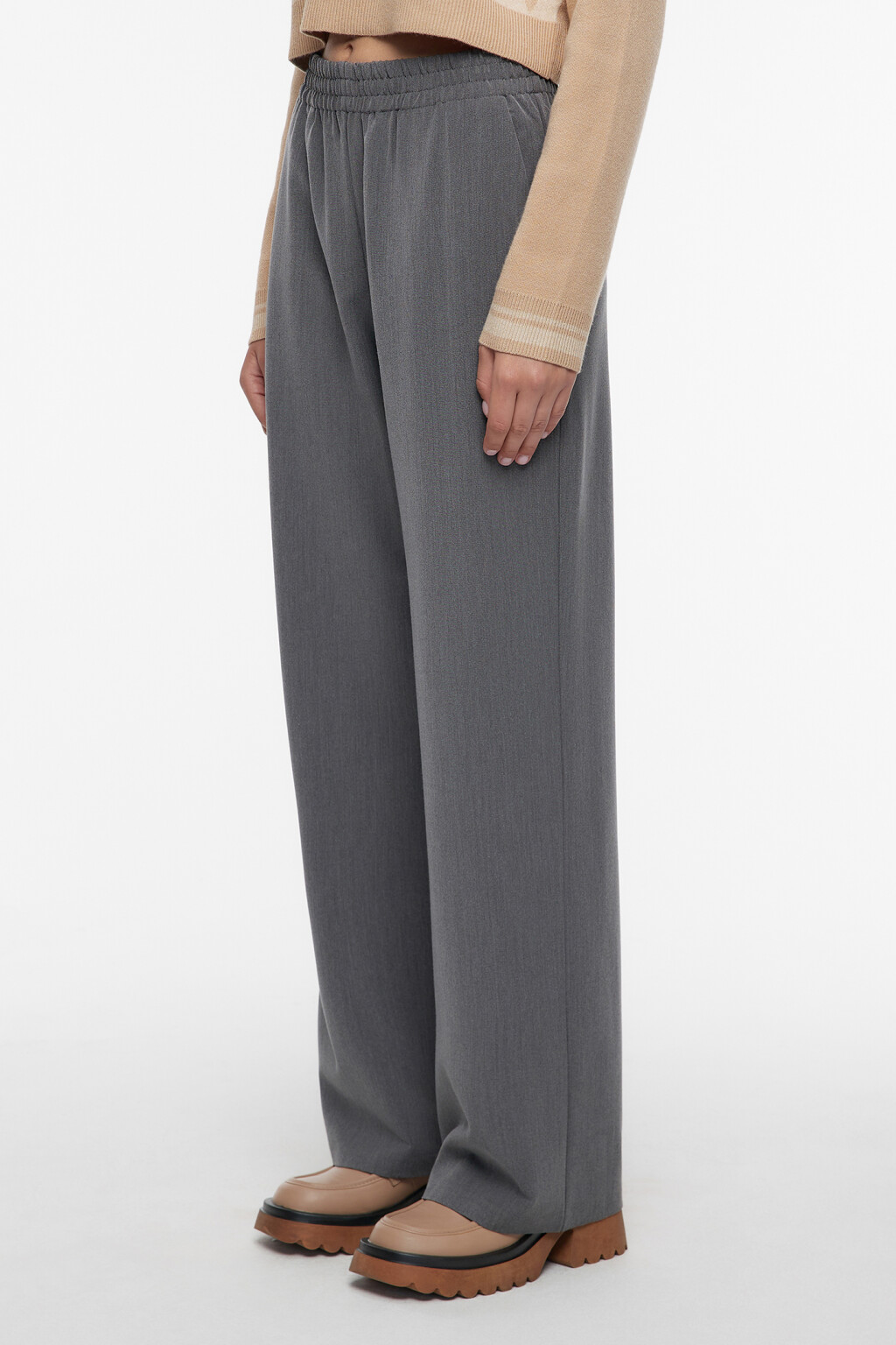 Брюки широкие костюмные с поясом-резинкой - цвет серый - 2