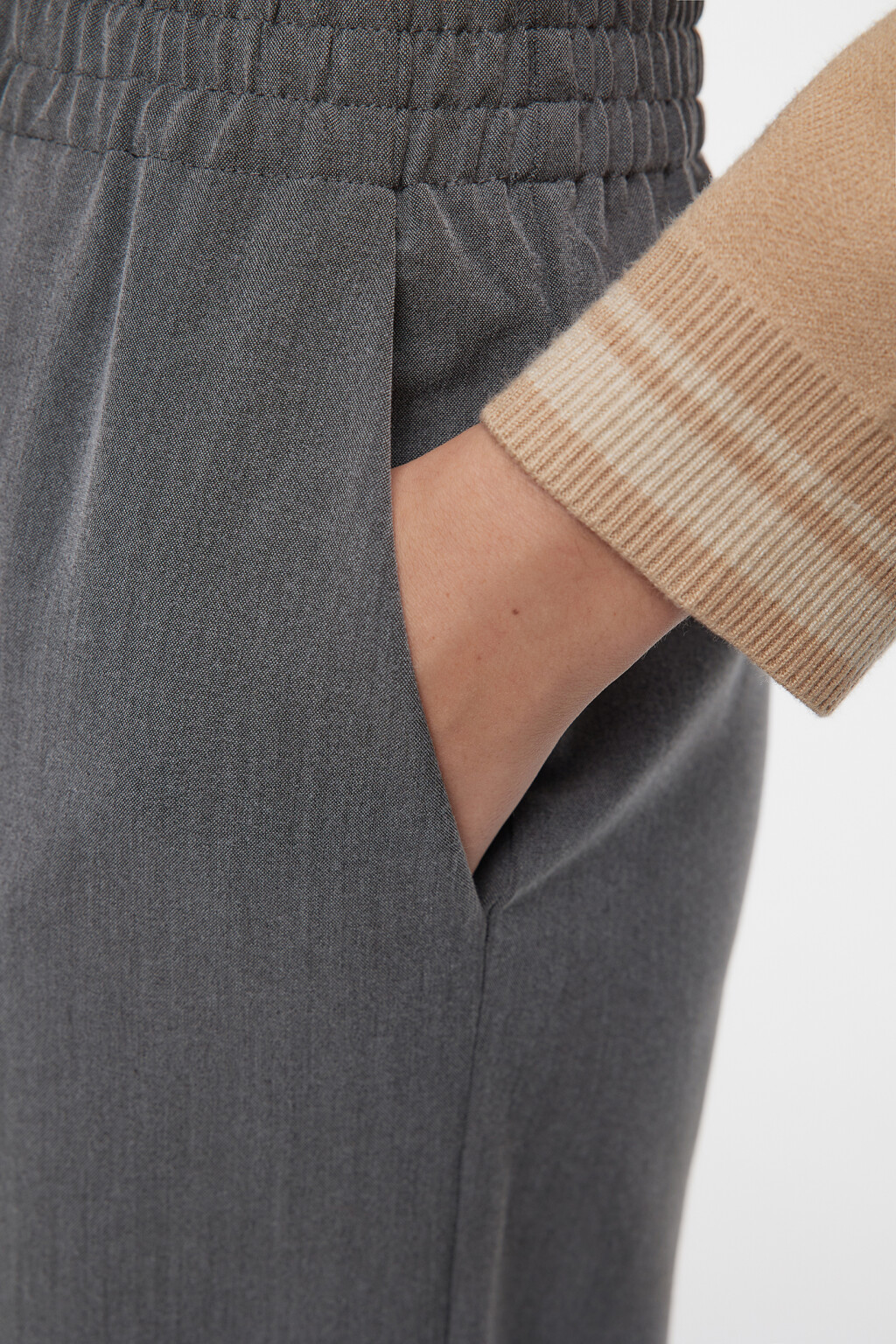 Брюки широкие костюмные с поясом-резинкой - цвет серый - 6