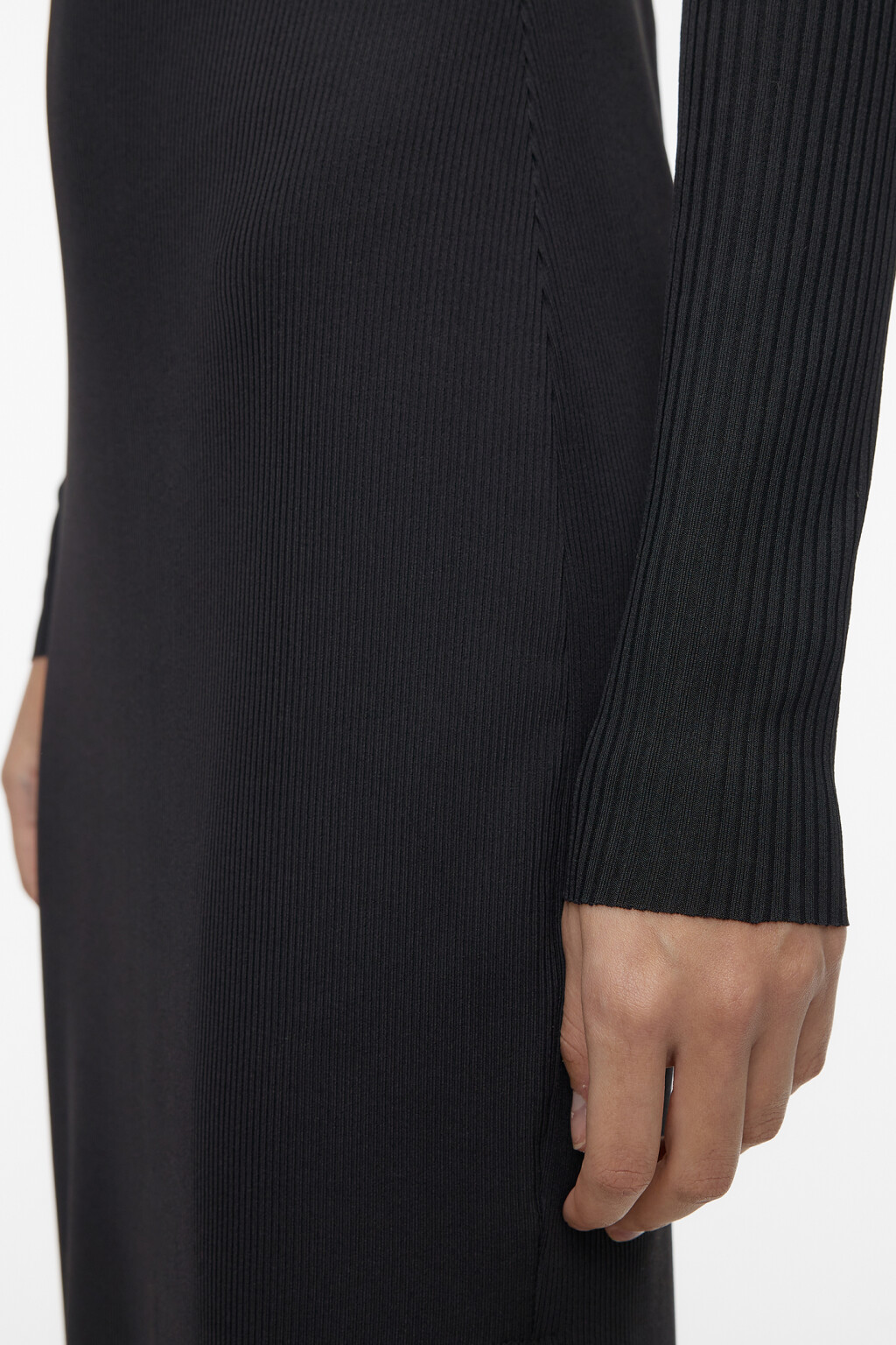 Платье-лапша миди облегающее в рубчик с разрезом - цвет черный - 6