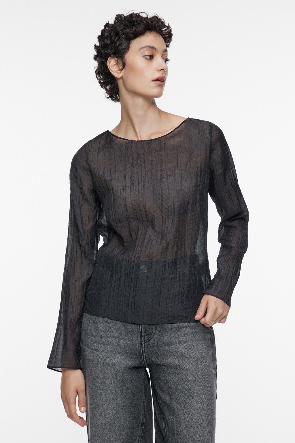 Блузка шифоновая прозрачная из жатой ткани - цвет черный - 2