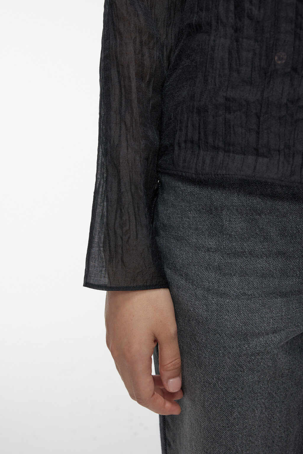 Блузка шифоновая прозрачная из жатой ткани - цвет черный - 6