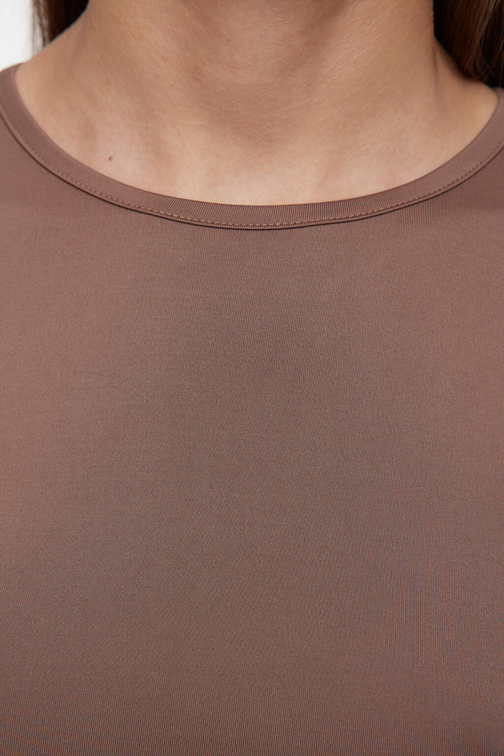 Лонгслив облегающий укороченный с круглым вырезом - цвет бежевый - 5
