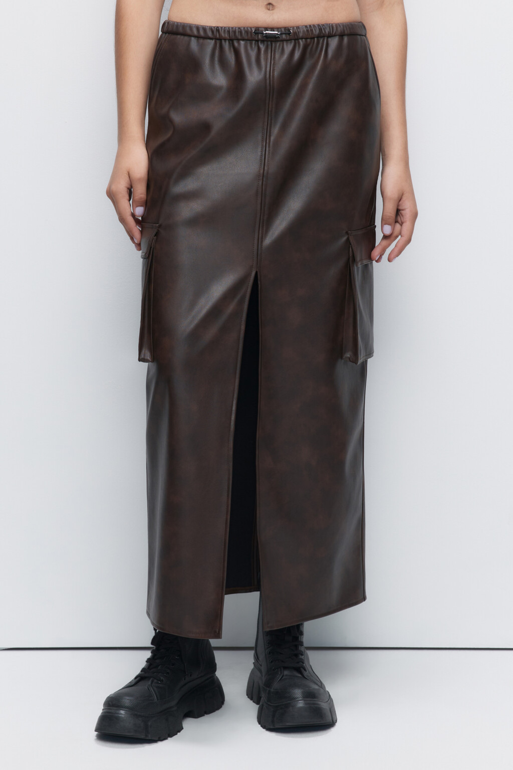 Юбка миди прямая с вареным эффектом - цвет коричневый - 2