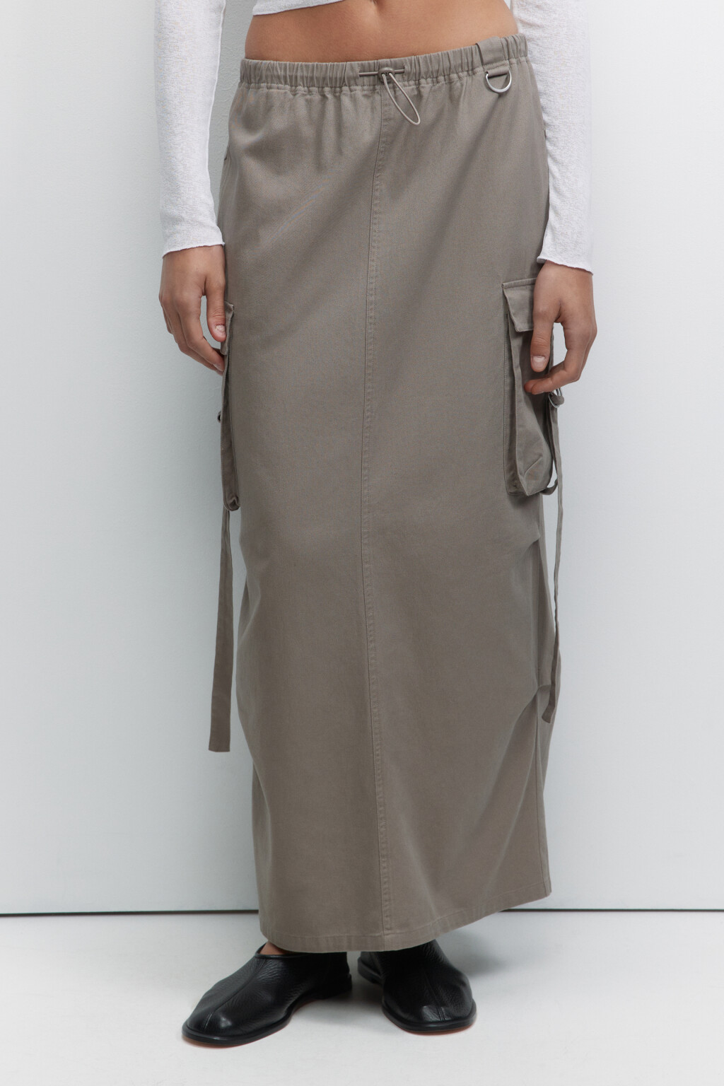Юбка-парашют макси с карманами карго и разрезом - цвет серый - 2
