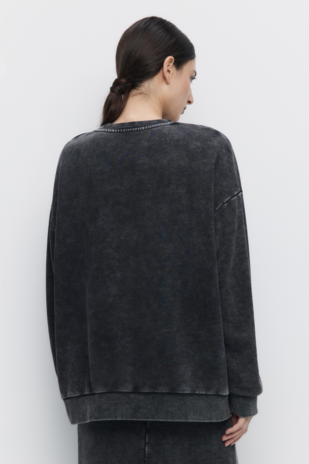 Свитшот oversize хлопковый с вареным эффектом - цвет серый - 4