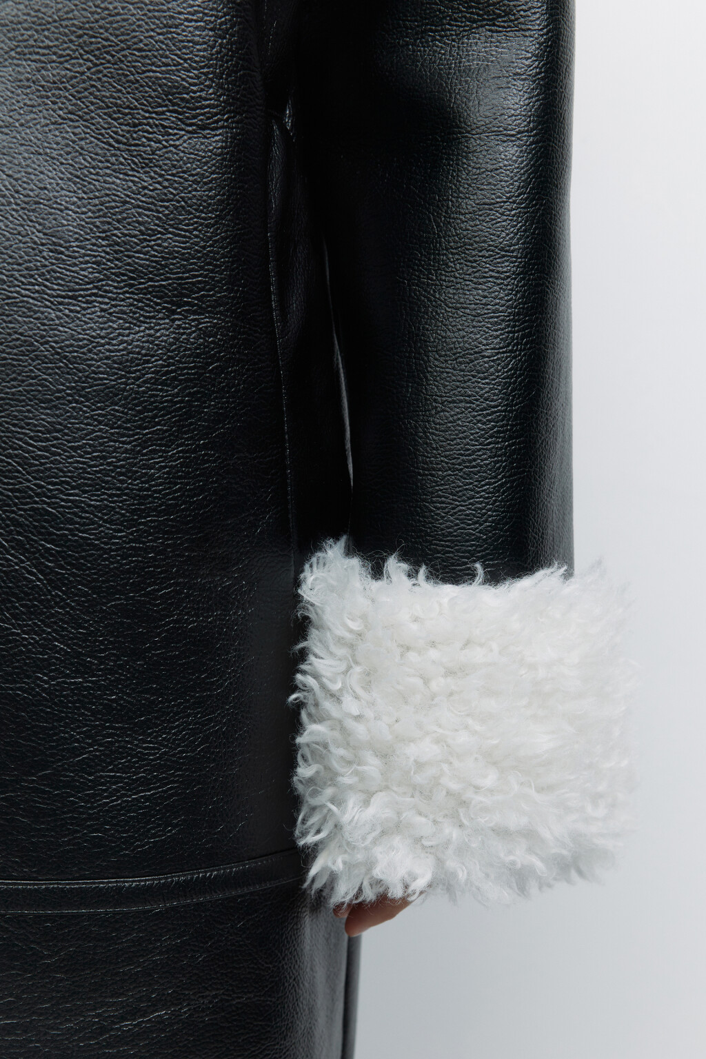 Дубленка-афганка длинная с подкладкой - цвет черный - 6