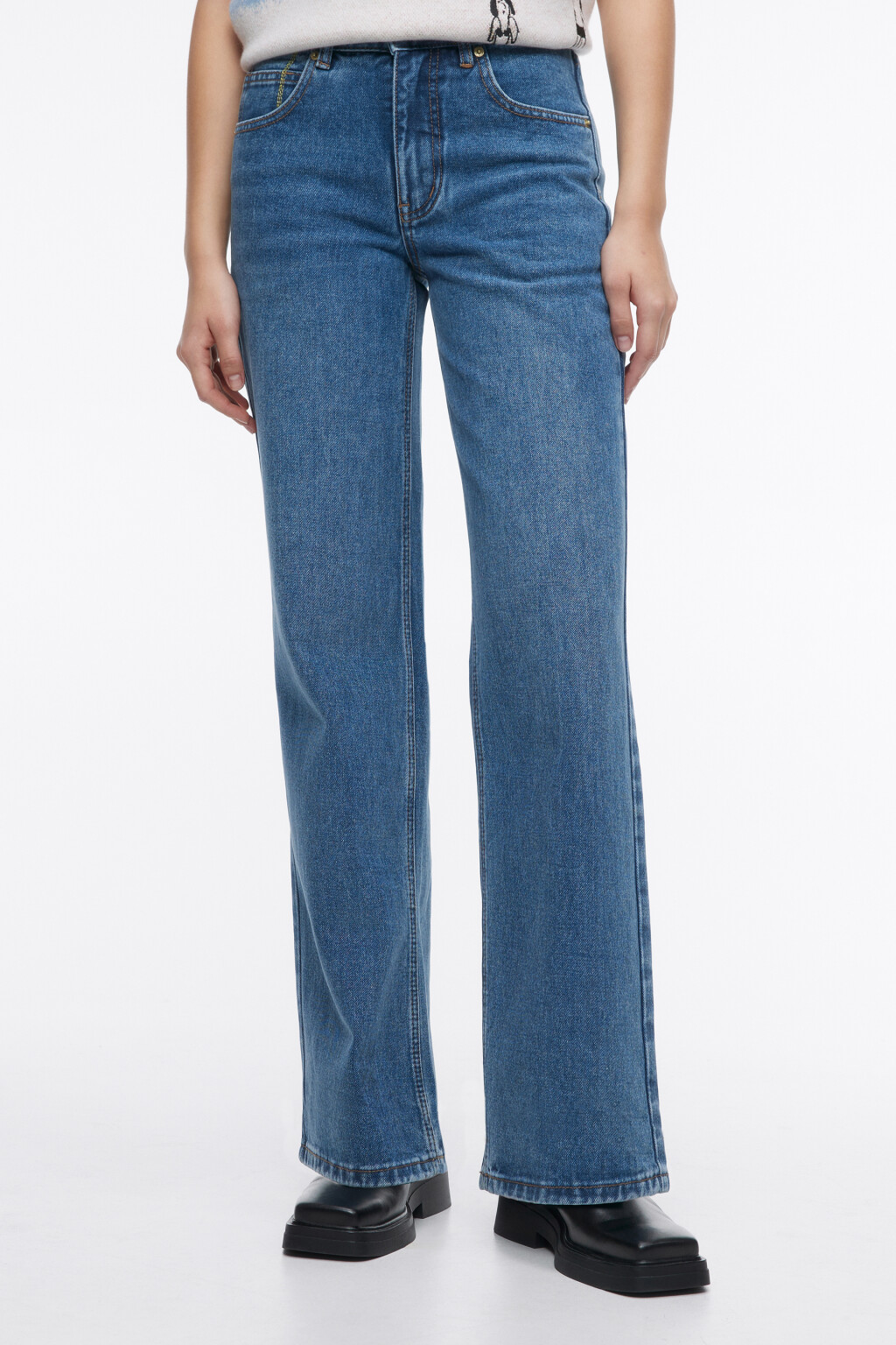 Джинсы широкие с патчем с собачками - цвет голубой - 3