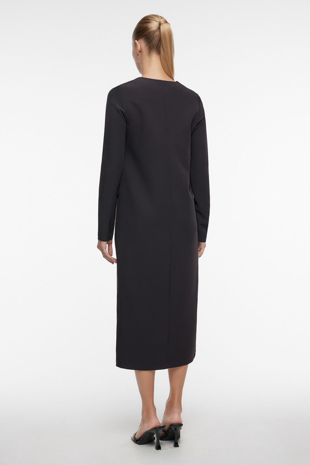 Платье миди прямое с длинными рукавами и разрезом - цвет черный - 5