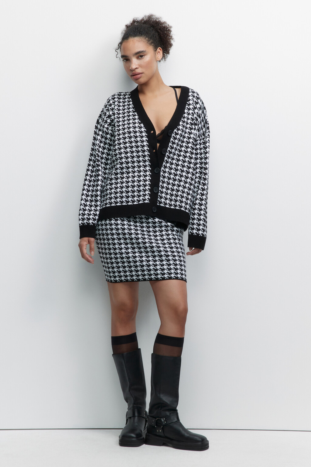 Кардиган вязаный свободный с принтом гусиная лапка - цвет черный - 1