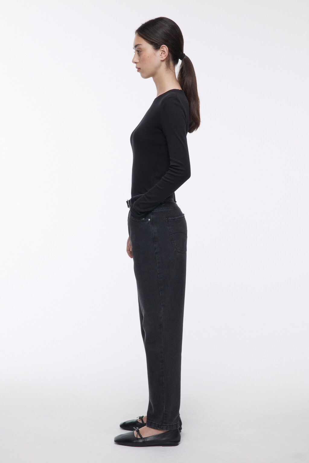 Джинсы mom's с ремнем из искусственной кожи - цвет черный - 1