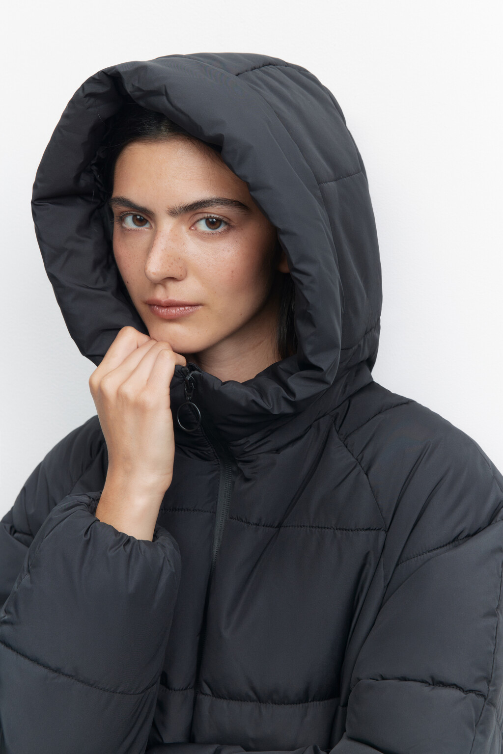 Пальто oversize стеганое длинное с капюшоном - цвет черный - 6