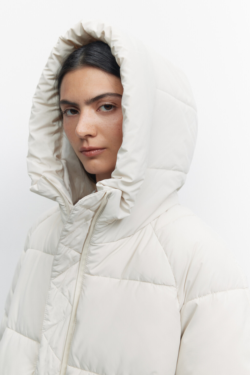 Пальто oversize стеганое длинное с капюшоном - цвет молочный - 1