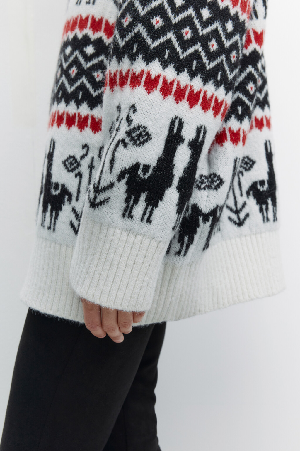 Джемпер oversize вязаный с принтом лопапейса - цвет белый - 6