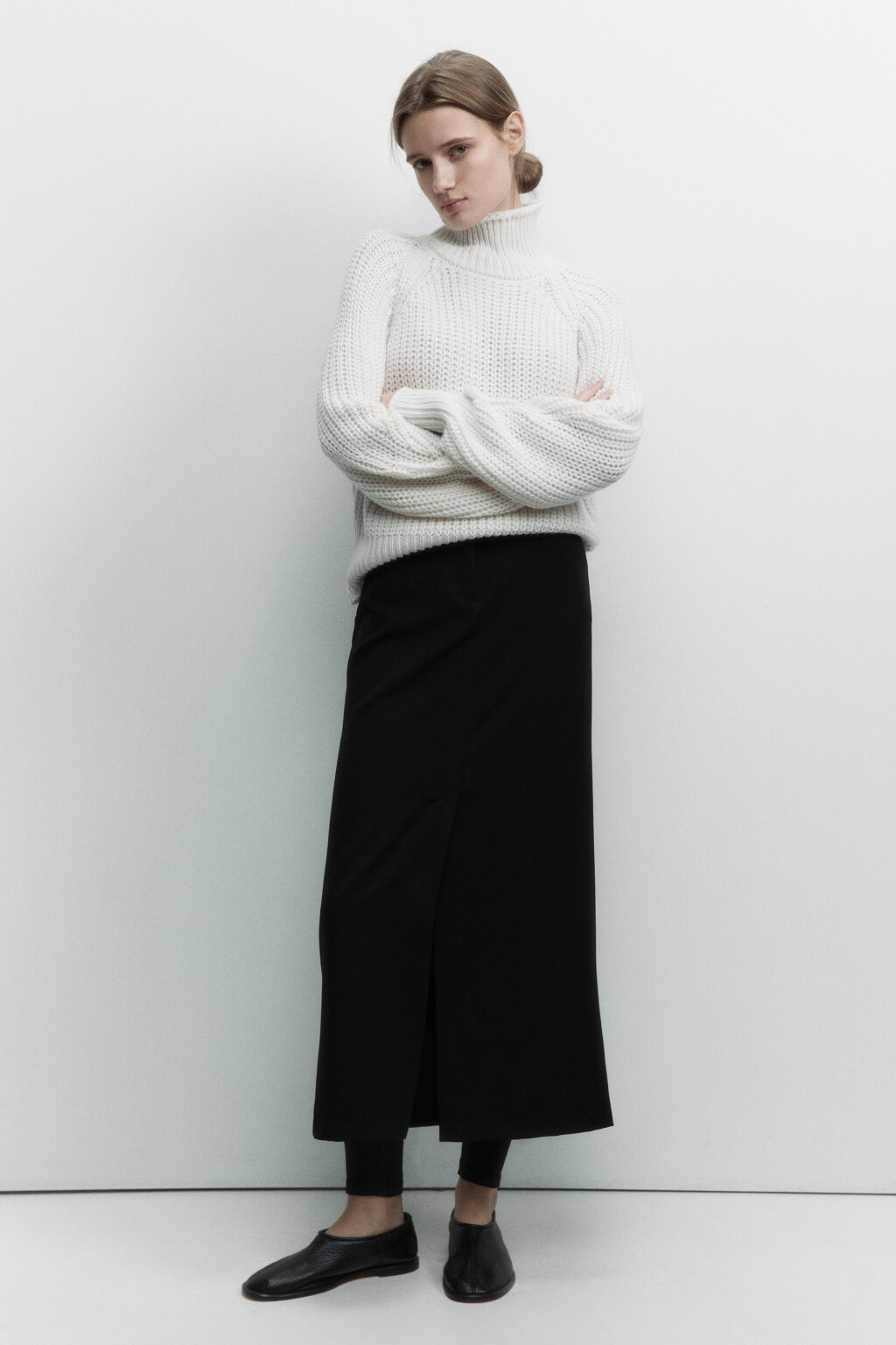 Свитер крупной фактурной вязки - цвет бежевый - 1