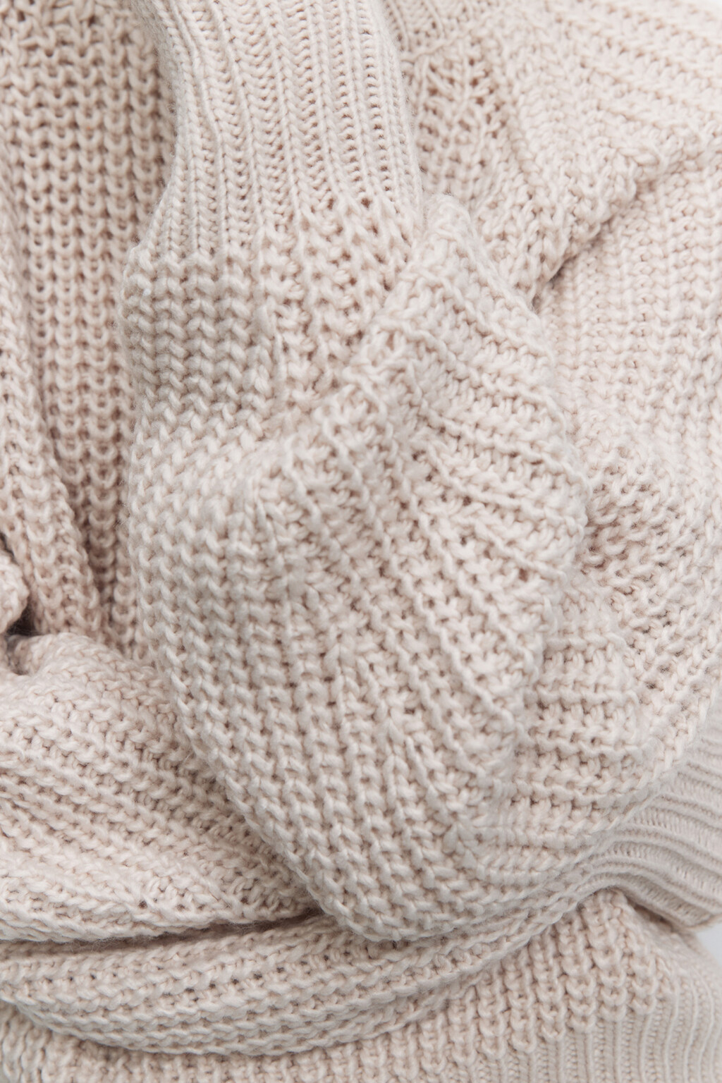 Свитер крупной фактурной вязки - цвет бежевый - 7